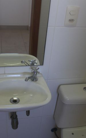 Apartamento à venda com 176m², 2 quartos e 2 vagasBanheiro 1