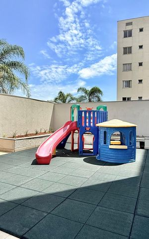 Apartamento à venda com 53m², 2 quartos e 1 vaga Apartamento à venda com 53m², 2 quartos e 1 vagaÁrea comum - Playground