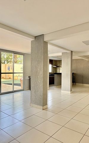 Apartamento à venda com 53m², 2 quartos e 1 vaga Apartamento à venda com 53m², 2 quartos e 1 vagaÁrea comum - Salão de festas