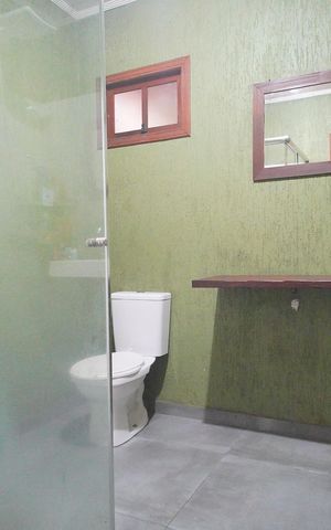 Casa à venda com 160m², 3 quartos e sem vagabanheiro