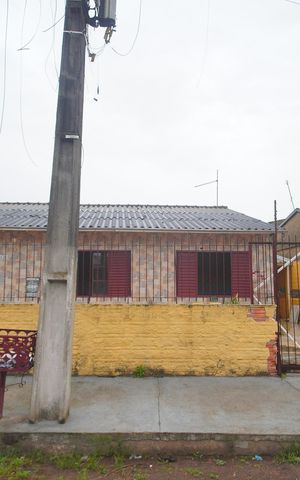 Casa para alugar com 63m², 3 quartos e 2 vagasFachada