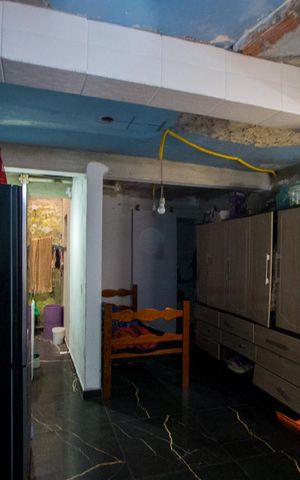 Casa à venda com 82m², 2 quartos e sem vaga Casa à venda com 82m², 2 quartos e sem vagaCozinha