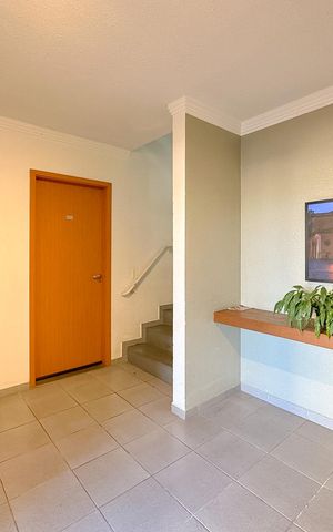 Apartamento para alugar com 55m², 2 quartos e 1 vagaHall de entrada