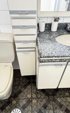 Apartamento para alugar com 77m², 2 quartos e 1 vaga Apartamento para alugar com 77m², 2 quartos e 1 vagaBanheiro