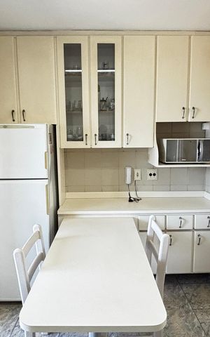 Apartamento para alugar com 77m², 2 quartos e 1 vaga Apartamento para alugar com 77m², 2 quartos e 1 vagaCozinha