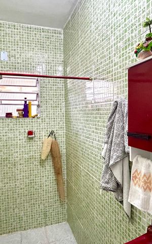 Casa à venda com 245m², 3 quartos e 2 vagas Casa à venda com 245m², 3 quartos e 2 vagasBanheiro da Suíte