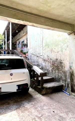 Casa à venda com 245m², 3 quartos e 2 vagas Casa à venda com 245m², 3 quartos e 2 vagasGaragem