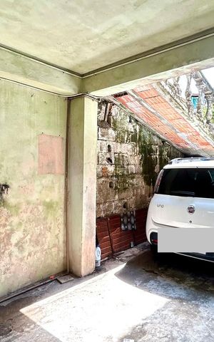 Casa à venda com 245m², 3 quartos e 2 vagas Casa à venda com 245m², 3 quartos e 2 vagasGaragem