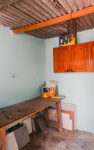 Casa à venda com 160m², 2 quartos e 2 vagasQuarto de Serviço