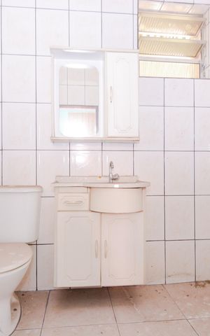 Casa à venda com 160m², 2 quartos e 2 vagasBanheiro - Casa 2