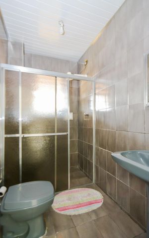 Casa à venda com 160m², 2 quartos e 2 vagasBanheiro Social 2