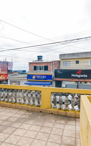 Casa à venda com 160m², 2 quartos e 2 vagasVaranda