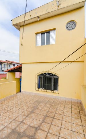 Casa à venda com 160m², 2 quartos e 2 vagasVaranda