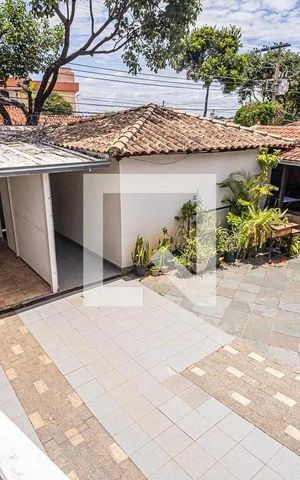 Casa para alugar com 141m², 2 quartos e 1 vaga Casa para alugar com 141m², 2 quartos e 1 vagaÁrea externa