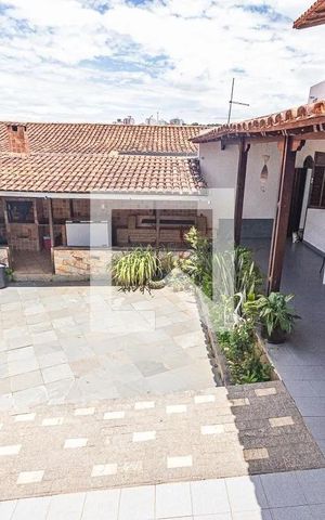 Casa para alugar com 141m², 2 quartos e 1 vaga Casa para alugar com 141m², 2 quartos e 1 vagaÁrea externa