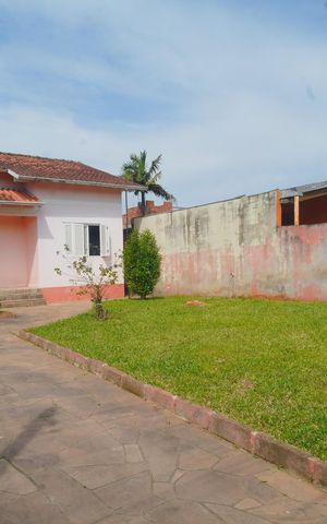 Casa para alugar com 100m², 2 quartos e 2 vagasÁrea externa