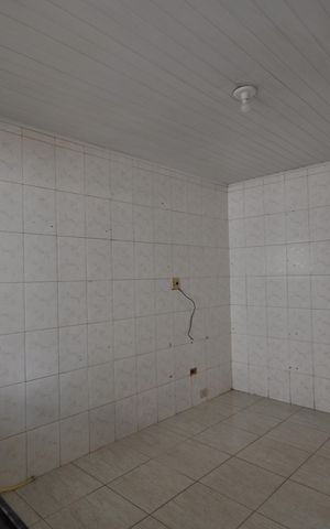 Casa para alugar com 65m², 2 quartos e 2 vagasCozinha