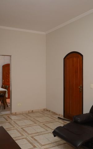 Casa para alugar com 80m², 2 quartos e 1 vagaSala