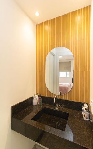 Apartamento à venda com 36m², 2 quartos e sem vaga Apartamento à venda com 36m², 2 quartos e sem vagaBanheiro