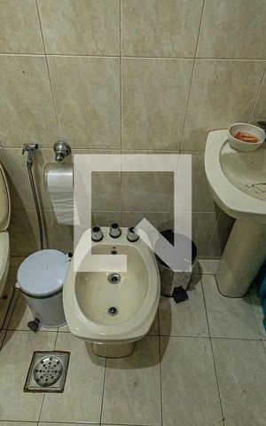 Casa para alugar com 141m², 2 quartos e 1 vaga Casa para alugar com 141m², 2 quartos e 1 vagaBanheiro