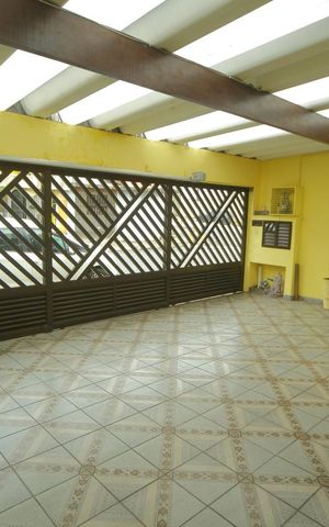 Casa à venda com 105m², 2 quartos e 3 vagasGaragem 