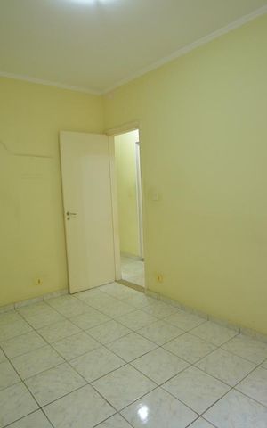 Casa à venda com 105m², 2 quartos e 3 vagasQuarto 2 