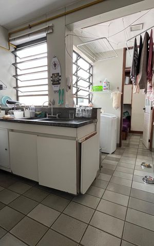 Apartamento à venda com 280m², 3 quartos e 2 vagas Apartamento à venda com 280m², 3 quartos e 2 vagasCozinha