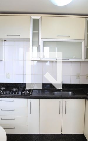 Apartamento para alugar com 76m², 3 quartos e 1 vagaCozinha e Área de Serviço