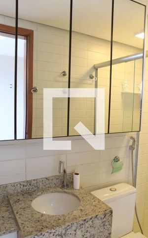 Apartamento para alugar com 76m², 3 quartos e 1 vagaBanheiro da Suíte