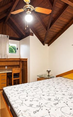 Casa de condomínio para alugar com 107m², 3 quartos e 2 vagas Casa de condomínio para alugar com 107m², 3 quartos e 2 vagasSuíte