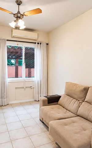 Casa de condomínio para alugar com 107m², 3 quartos e 2 vagas Casa de condomínio para alugar com 107m², 3 quartos e 2 vagasSala
