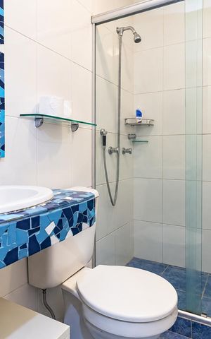 Casa de condomínio para alugar com 107m², 3 quartos e 2 vagas Casa de condomínio para alugar com 107m², 3 quartos e 2 vagasBanheiro