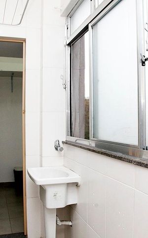 Apartamento à venda com 94m², 2 quartos e sem vagaÁrea de Serviço + Despensa