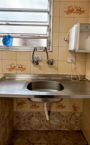 Casa à venda com 60m², 1 quarto e 1 vaga Casa à venda com 60m², 1 quarto e 1 vagaCozinha