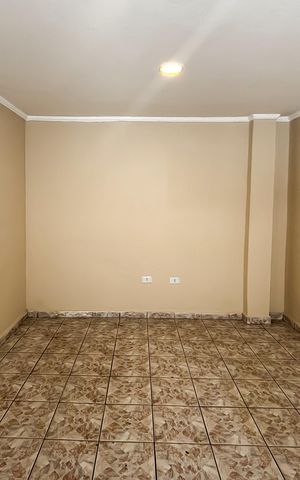 Casa à venda com 60m², 1 quarto e 1 vaga Casa à venda com 60m², 1 quarto e 1 vagaSala