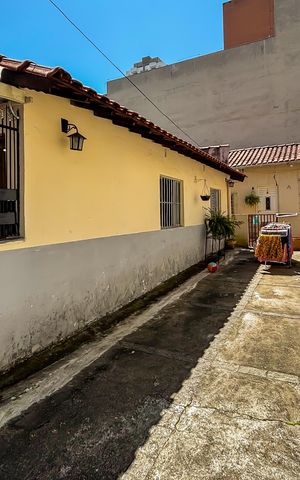Casa à venda com 60m², 1 quarto e 1 vaga Casa à venda com 60m², 1 quarto e 1 vagaGaragem