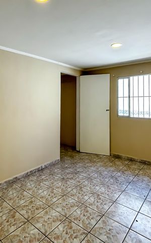 Casa à venda com 60m², 1 quarto e 1 vaga Casa à venda com 60m², 1 quarto e 1 vagaSala