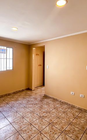 Casa à venda com 60m², 1 quarto e 1 vaga Casa à venda com 60m², 1 quarto e 1 vagaSala