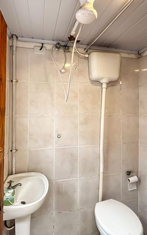 Casa à venda com 60m², 1 quarto e 1 vaga Casa à venda com 60m², 1 quarto e 1 vagaBanheiro