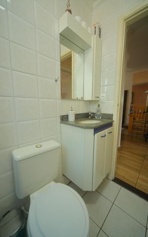Apartamento à venda com 53m², 2 quartos e 1 vagaBanheiro 