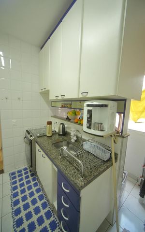 Apartamento à venda com 53m², 2 quartos e 1 vagaCozinha 