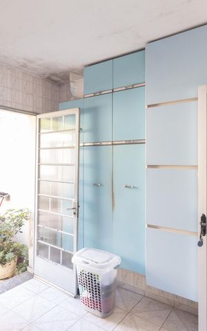 Casa à venda com 360m², 3 quartos e 4 vagas Casa à venda com 360m², 3 quartos e 4 vagasÁrea de Serviço