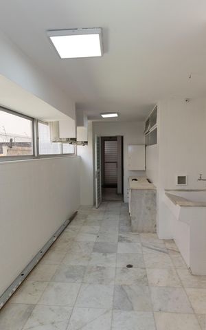 Apartamento para alugar com 314m², 5 quartos e 4 vagas