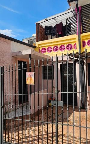 Casa para alugar com 45m², 1 quarto e sem vaga Casa para alugar com 45m², 1 quarto e sem vagaFachada