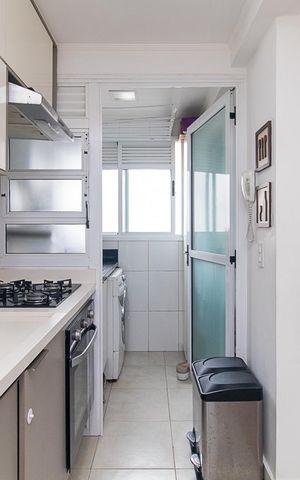 Apartamento à venda com 73m², 3 quartos e 2 vagasCozinha e Área de Serviço