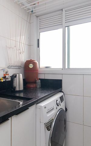 Apartamento à venda com 73m², 3 quartos e 2 vagasCozinha e Área de Serviço