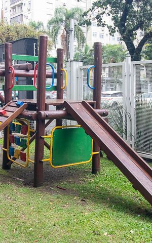 Apartamento à venda com 73m², 3 quartos e 2 vagasÁrea comum - Playground