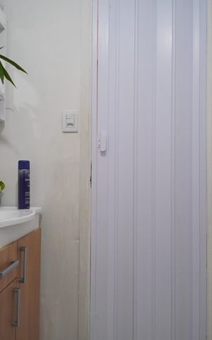 Casa à venda com 90m², 2 quartos e 2 vagasBanheiro