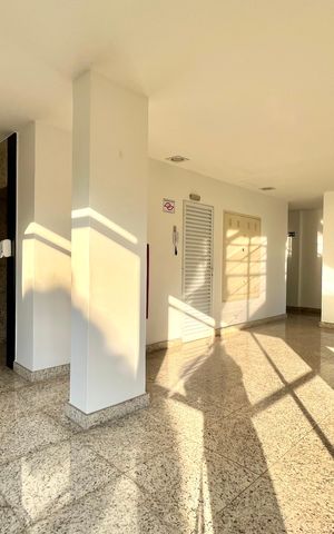 Apartamento à venda com 91m², 1 quarto e 1 vaga Apartamento à venda com 91m², 1 quarto e 1 vagaHall social