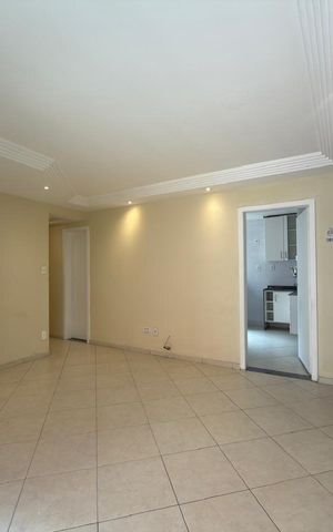 Apartamento para alugar com 74m², 3 quartos e 1 vaga Apartamento para alugar com 74m², 3 quartos e 1 vagaSala